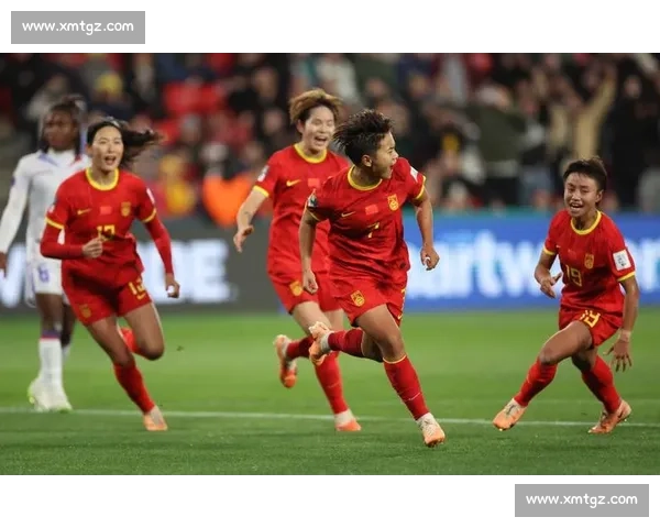 铿锵玫瑰绽放！女足决赛直播，谁将捧起最后的荣耀